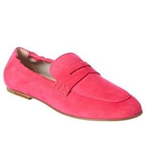 TOD’S Gommino Suede loafers.